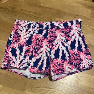 Size 2 Lilly Pulitzer stretch shorts EEUC